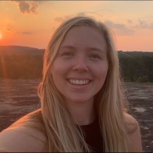 Meet your Posher, Averie